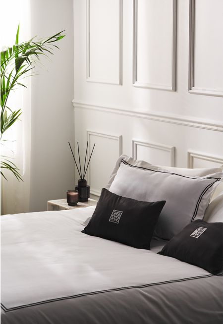 DOUBLE DUVET COVER WITH PIPING (220*220 CM)