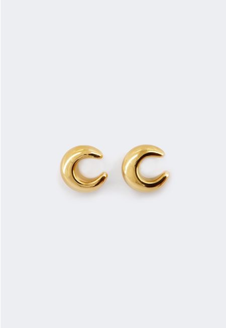 أقراط لامعة بتصميم هلال