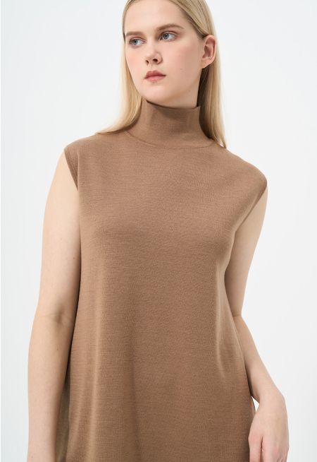 Basic Sleeveless Knitted Top